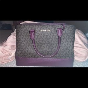 Micheal Kors bag